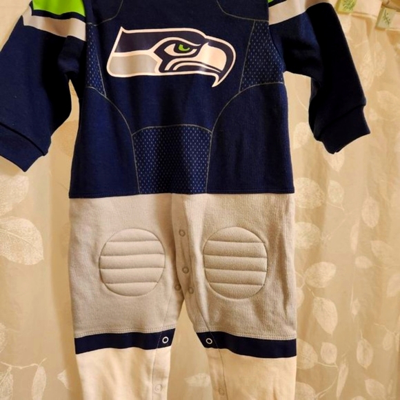 NFL Seahawks - NWT Baby Onesie - Picture 1 of 6
